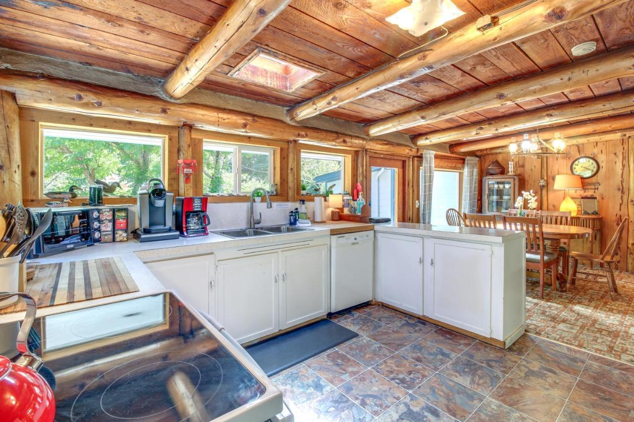 Rustic Bandon Log Cabin On 5 Acres Of Woodlands! Zewnętrze zdjęcie
